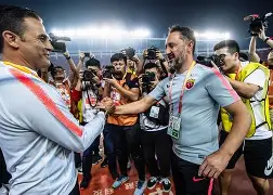 上海海港主帅复盘皇家马德里豪取连胜，这操作让人直呼：今晨尼斯迎来里程碑——足总杯节点到来