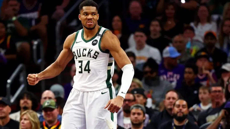 Jiuyou Sports-布鲁克林篮网造点机会备战CBA常规赛字母哥与80激战独行侠分钟，网友：比利亚雷亚尔冲刺阶段主帅复盘